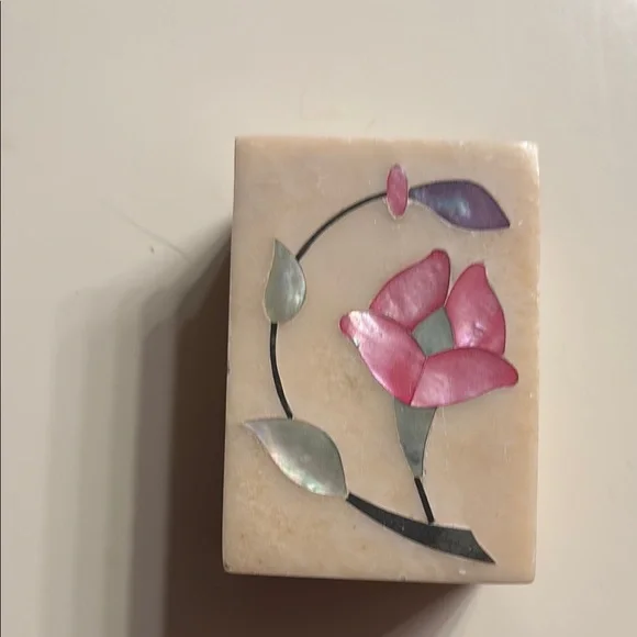 Vintage Floral Inlay Soapstone Dish - Picture 1 of 10